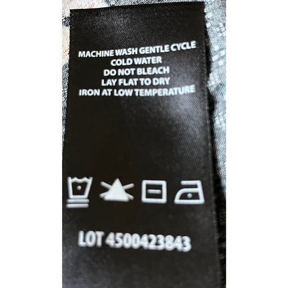 BUFFALO DAVID BITTON CAP SLEEVE BLOUSE, WOMEN, 3X, BLACK W/PINK & YELLOW FLOWERS - Picture 12 of 12